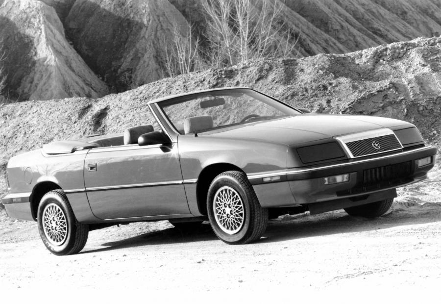  Chrysler LeBaron 1987 года  (фото 2 из 5)